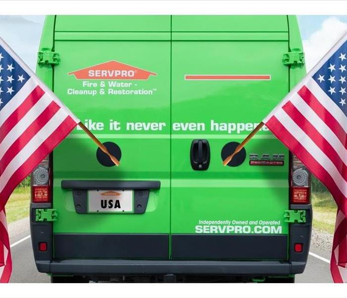 4th of July - image of SERVPRO vehicle with American flags